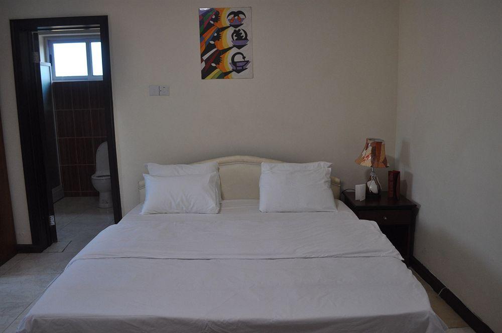 Tribeca Hotel Ghana Accra Bagian luar foto
