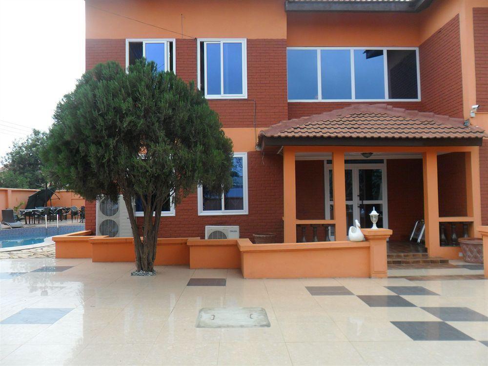 Tribeca Hotel Ghana Accra Bagian luar foto