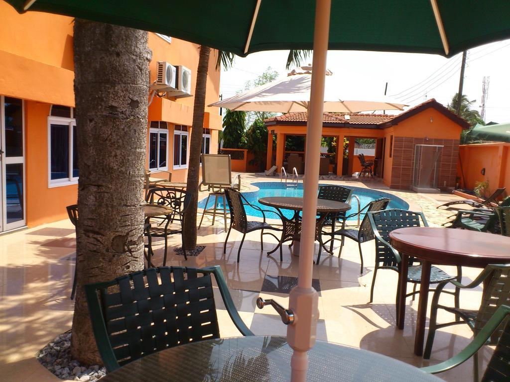 Tribeca Hotel Ghana Accra Bagian luar foto