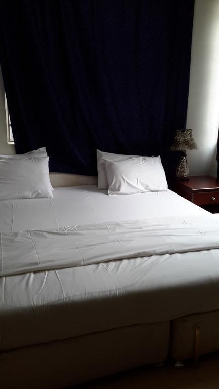 Tribeca Hotel Ghana Accra Bagian luar foto