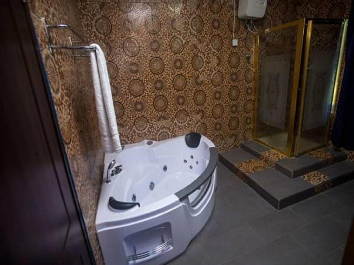 Tribeca Hotel Ghana Accra Bagian luar foto